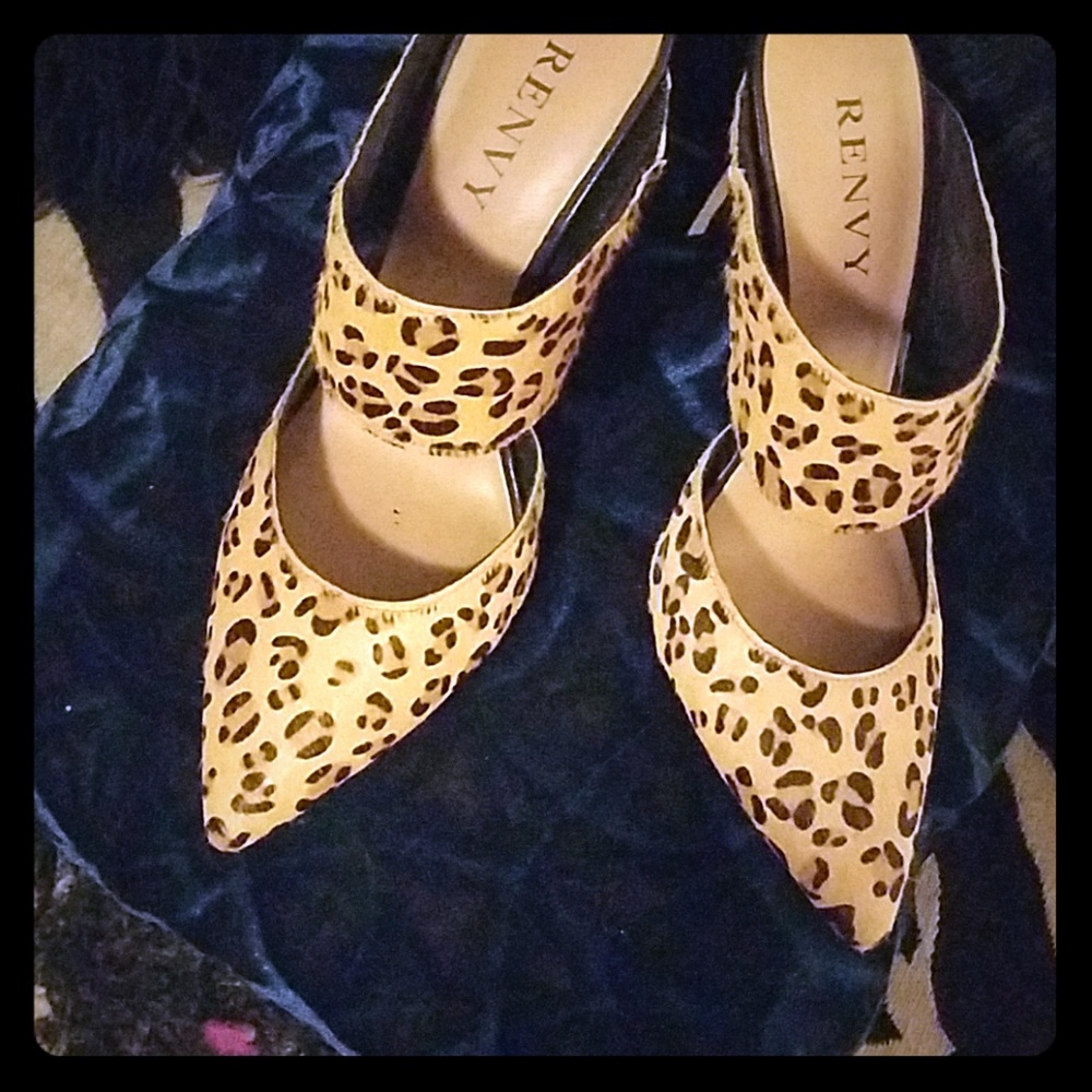 Sling back leopard evening shoes by Renvy